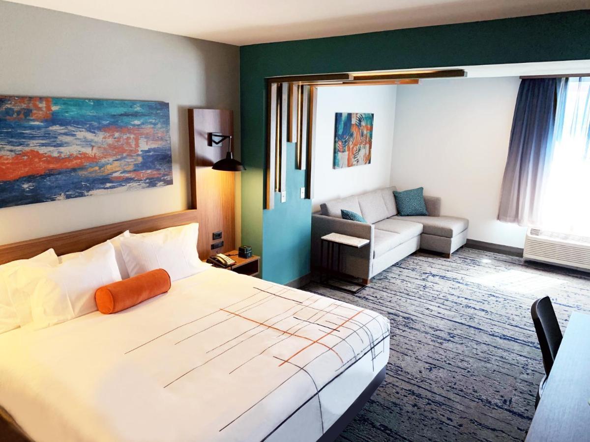 La Quinta Inn & Suites By Wyndham Dallas - Frisco Stadium Εξωτερικό φωτογραφία