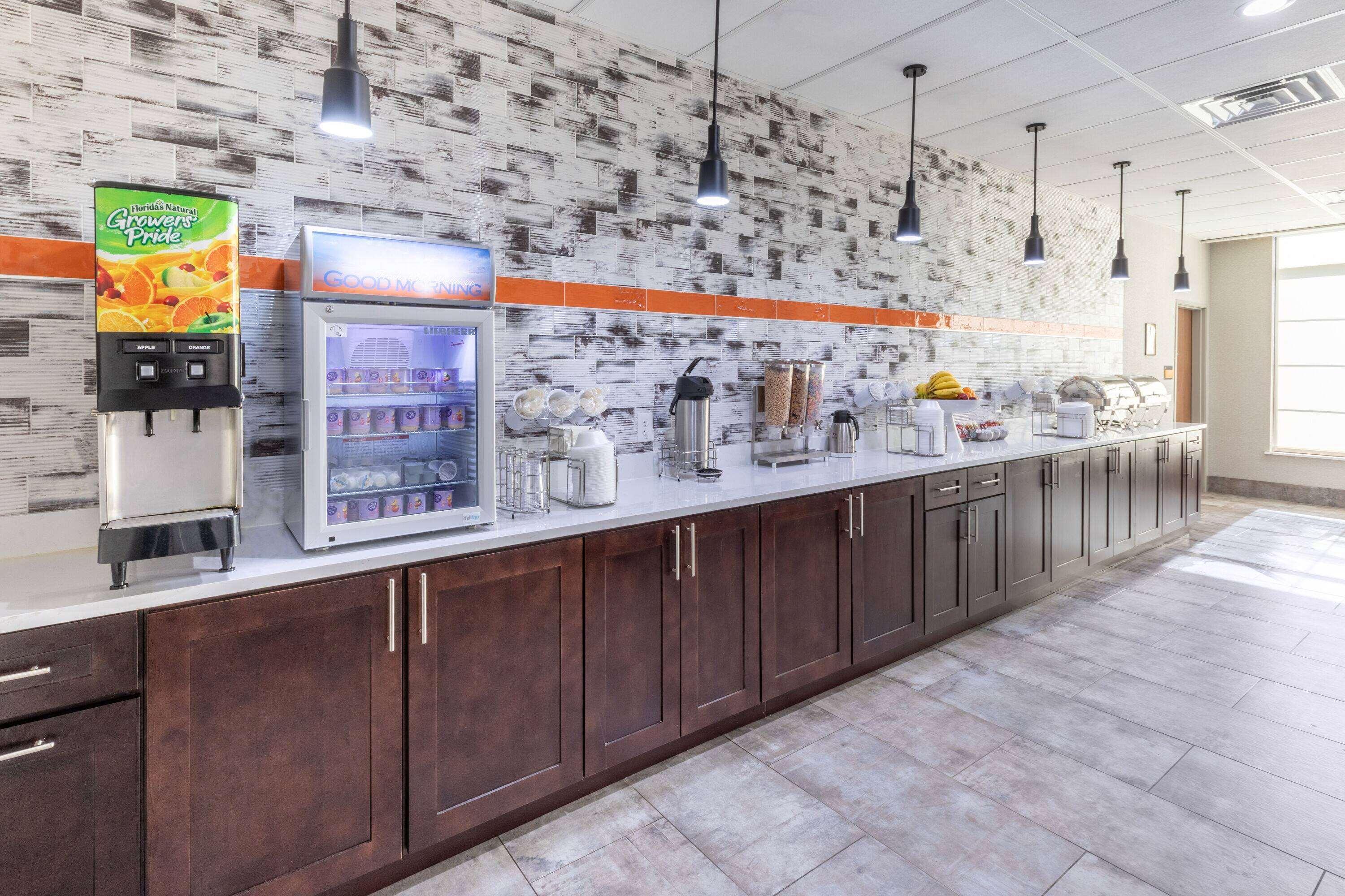 La Quinta Inn & Suites By Wyndham Dallas - Frisco Stadium Εξωτερικό φωτογραφία