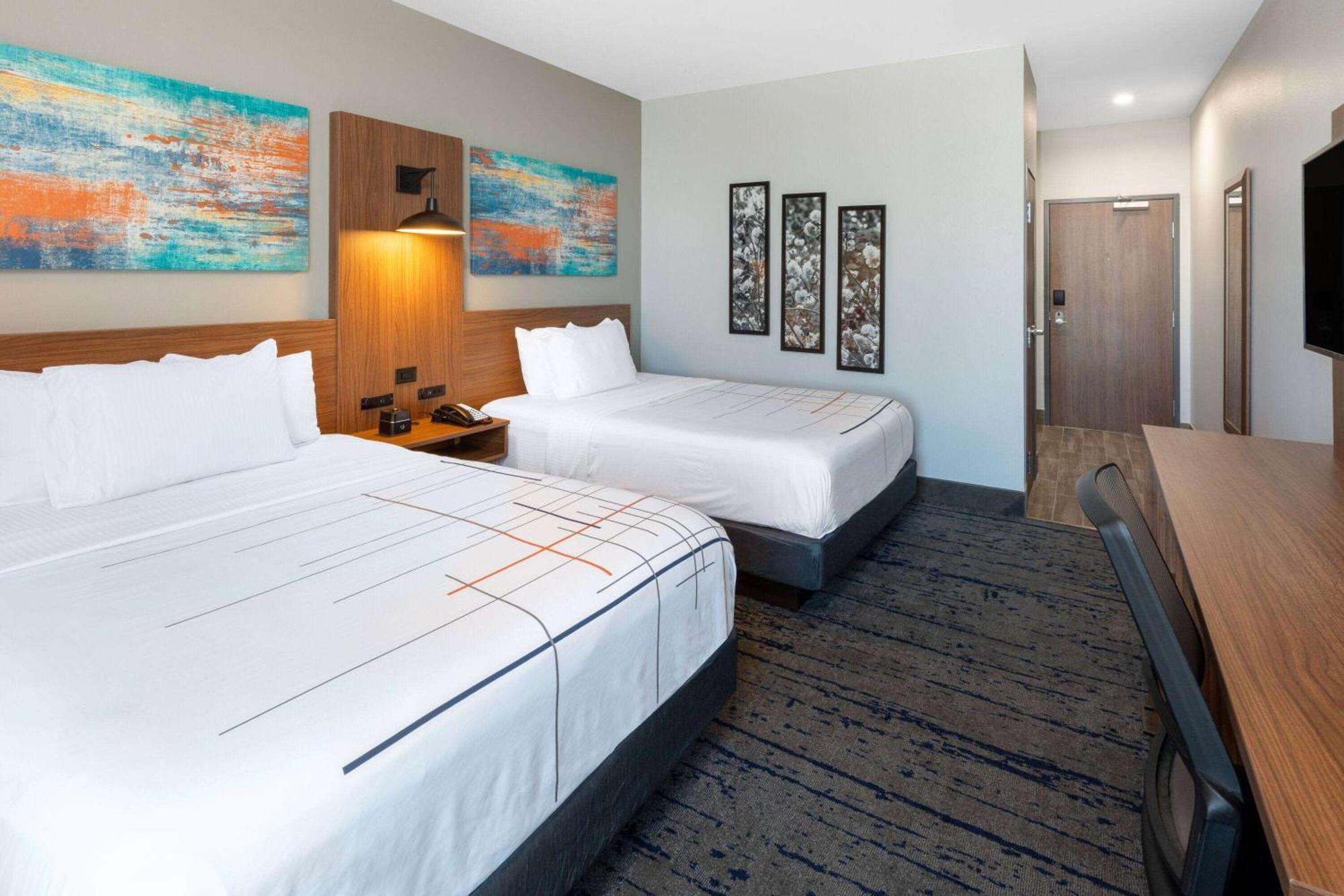 La Quinta Inn & Suites By Wyndham Dallas - Frisco Stadium Εξωτερικό φωτογραφία